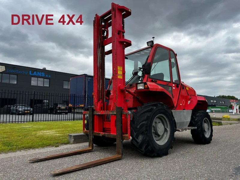 Manitou M30-4 4X4 - Terénny vozík: obrázok 1 Manitou M30-4 4X4 - Terénny vozík: obrázok 1