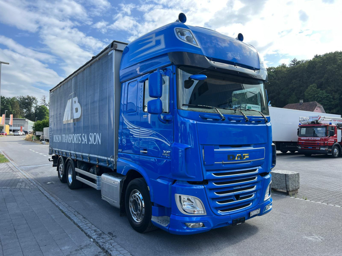 DAF XF510 6x2 - Plachtové nákladné vozidlo: obrázok 3 DAF XF510 6x2 - Plachtové nákladné vozidlo: obrázok 3