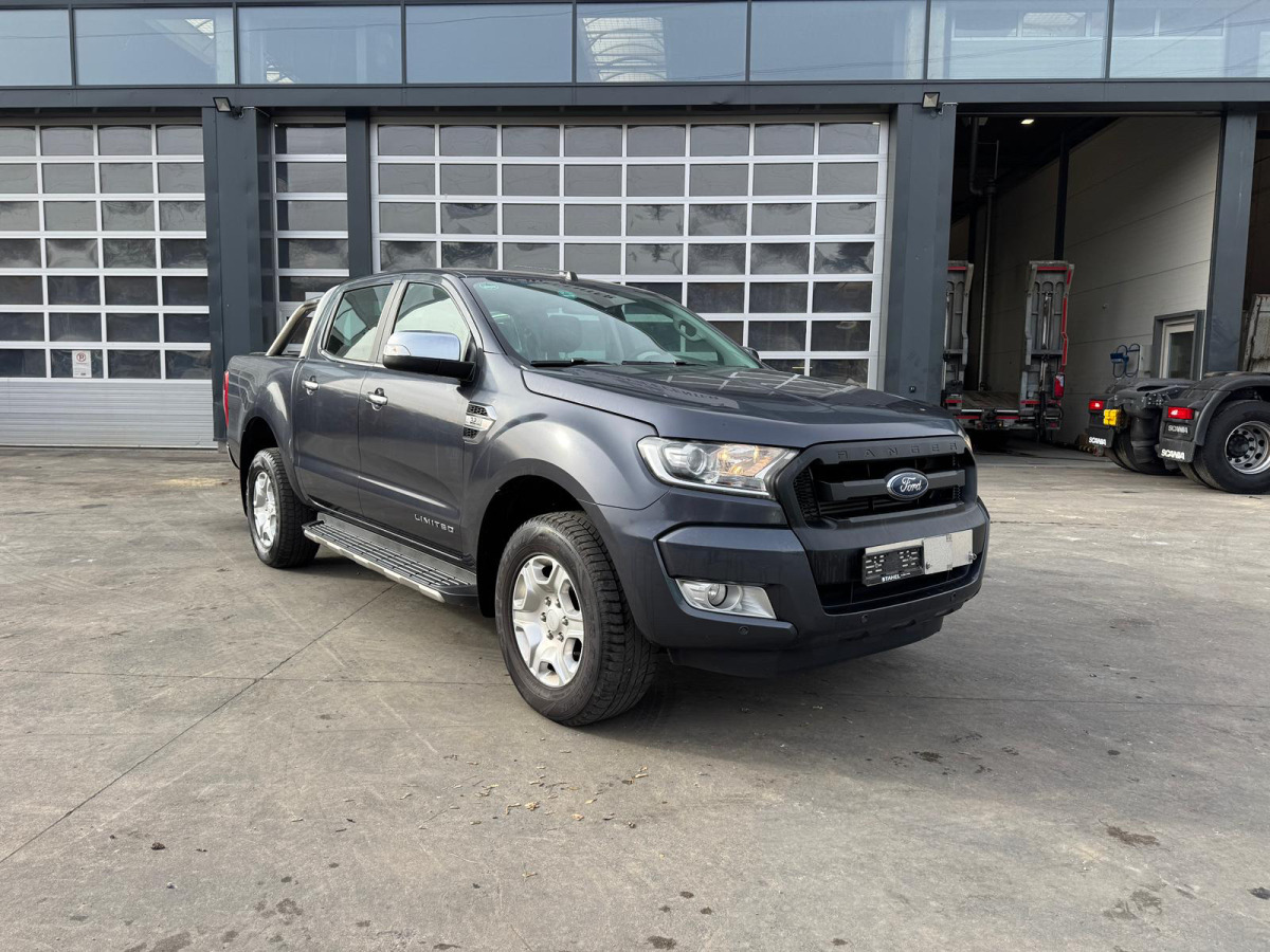 FORD Ranger 3.2 Diesel 4x4 - Pick-up: obrázok 2 FORD Ranger 3.2 Diesel 4x4 - Pick-up: obrázok 2