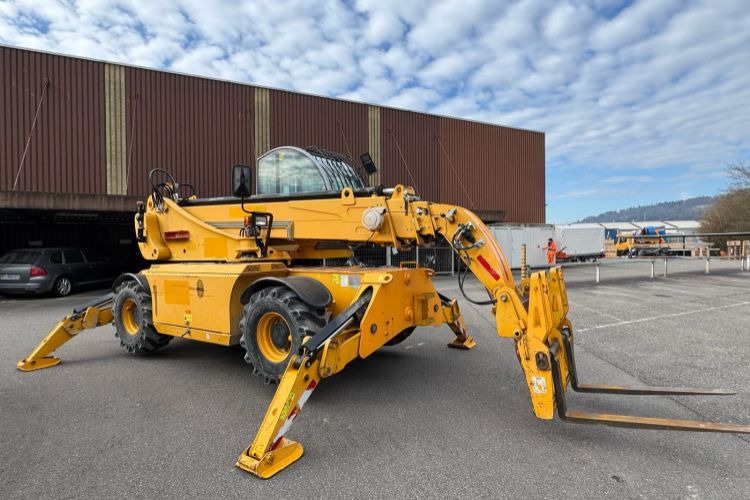 GENIE | GTH 4018 SR/Roto - Teleskopický nakladač: obrázok 2 GENIE | GTH 4018 SR/Roto - Teleskopický nakladač: obrázok 2