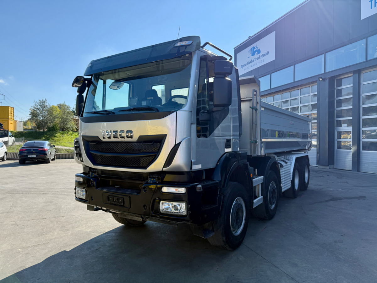 IVECO 500 8x4 Kipper Bordmatik - Sklápač: obrázok 2 IVECO 500 8x4 Kipper Bordmatik - Sklápač: obrázok 2