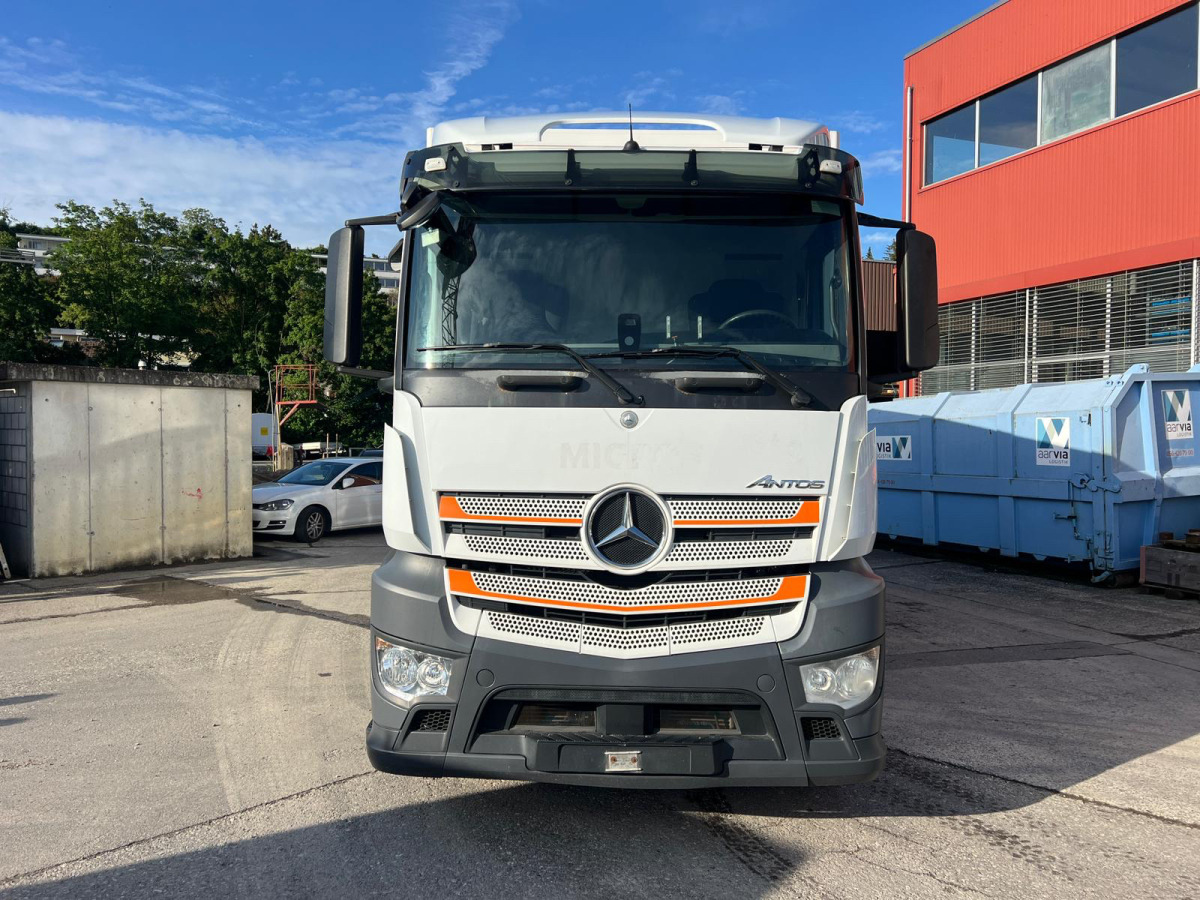 MERCEDES 4x Antos 1843 4x2 Kühler - Chladirenské nákladné vozidlo: obrázok 2 MERCEDES 4x Antos 1843 4x2 Kühler - Chladirenské nákladné vozidlo: obrázok 2