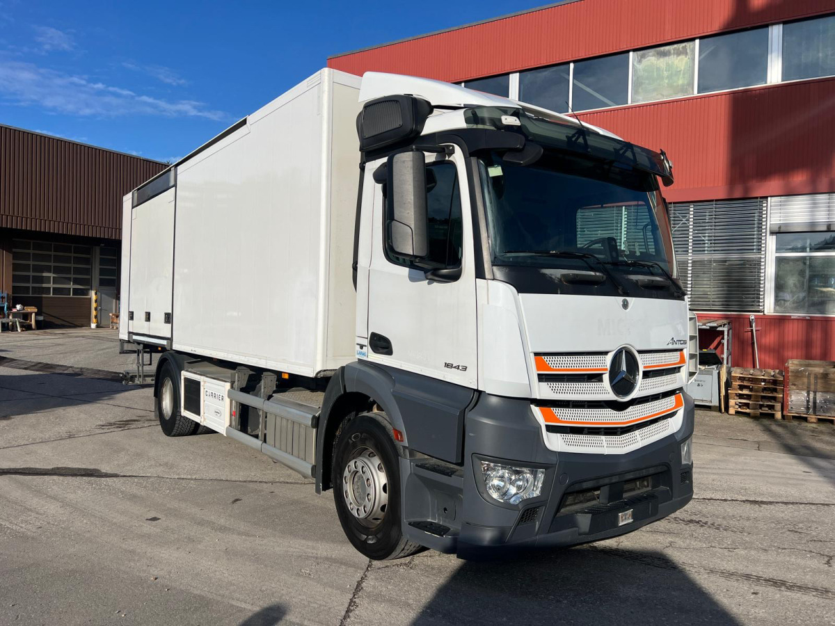 MERCEDES 4x Antos 1843 4x2 Kühler - Chladirenské nákladné vozidlo: obrázok 3 MERCEDES 4x Antos 1843 4x2 Kühler - Chladirenské nákladné vozidlo: obrázok 3