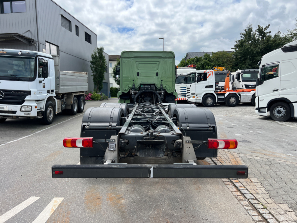 Leasing MERCEDES Actros 2543 6x2 MERCEDES Actros 2543 6x2: obrázok 12