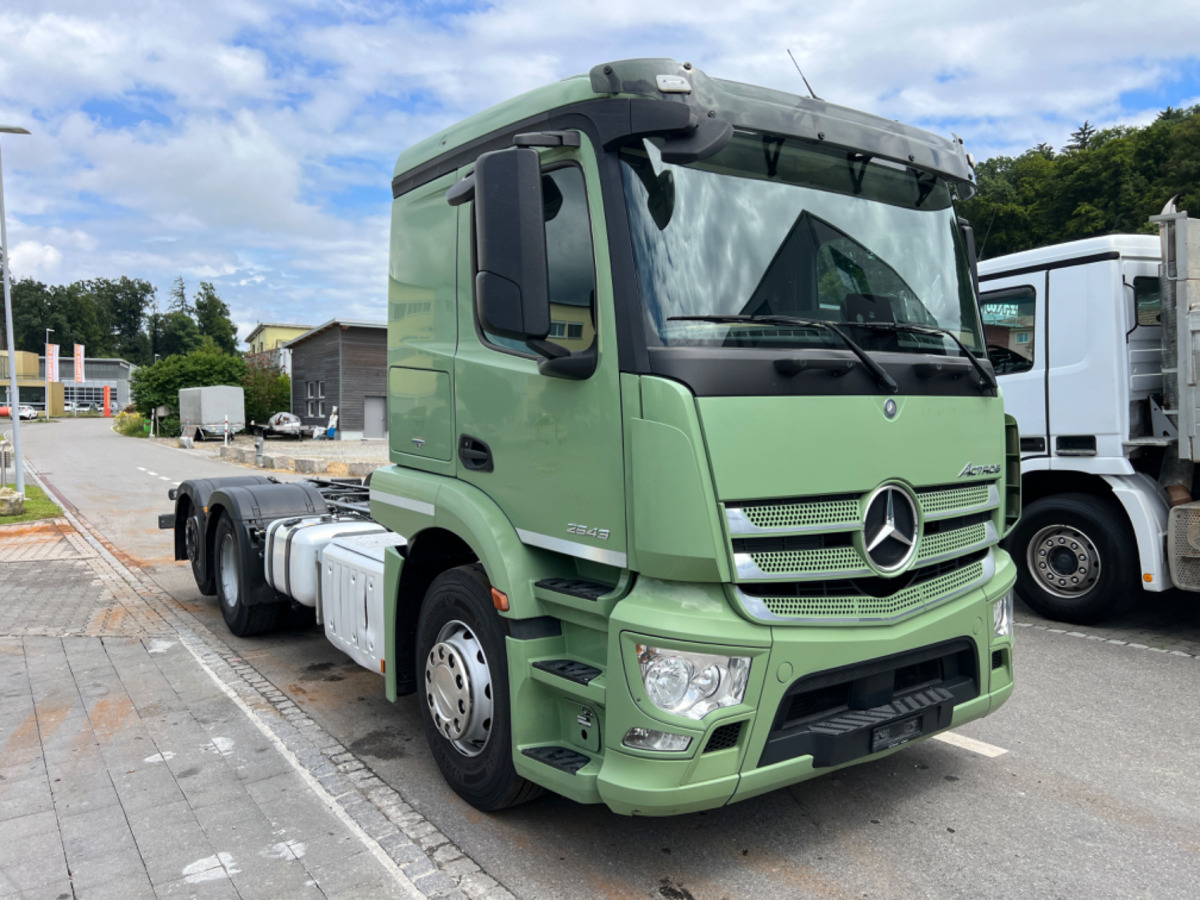 MERCEDES Actros 2543 6x2 - Podvozek s kabinou: obrázok 4 MERCEDES Actros 2543 6x2 - Podvozek s kabinou: obrázok 4