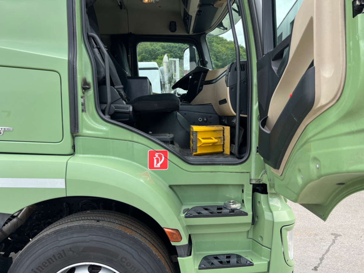 Leasing MERCEDES Actros 2543 6x2 MERCEDES Actros 2543 6x2: obrázok 6