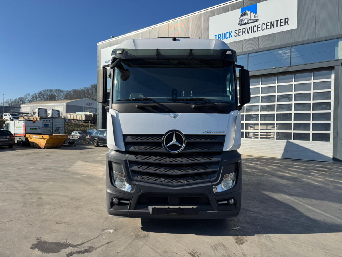 MERCEDES Actros 2545 6x2 - Plachtové nákladné vozidlo: obrázok 2 MERCEDES Actros 2545 6x2 - Plachtové nákladné vozidlo: obrázok 2