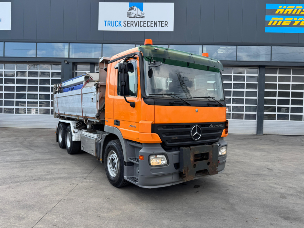 MERCEDES Actros 2641 6x4 Moser 3S Winterdienst - Sklápač: obrázok 4 MERCEDES Actros 2641 6x4 Moser 3S Winterdienst - Sklápač: obrázok 4