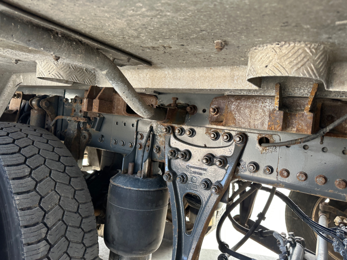 Auto s hydraulickou rukou MERCEDES Actros 2648 6x4/4 Fassi455 SZM/Pritsche: obrázok 16 Auto s hydraulickou rukou MERCEDES Actros 2648 6x4/4 Fassi455 SZM/Pritsche: obrázok 16