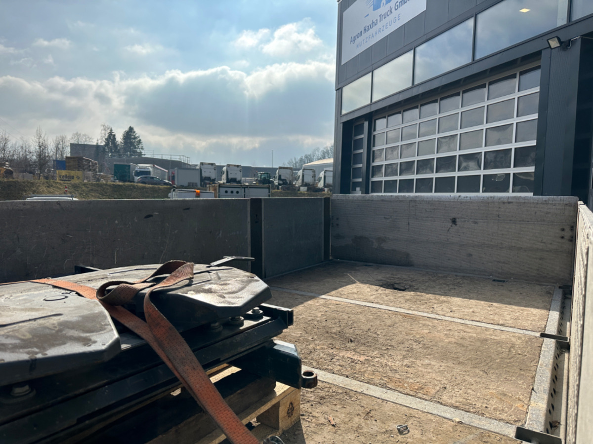 Auto s hydraulickou rukou MERCEDES Actros 2648 6x4/4 Fassi455 SZM/Pritsche: obrázok 17 Auto s hydraulickou rukou MERCEDES Actros 2648 6x4/4 Fassi455 SZM/Pritsche: obrázok 17