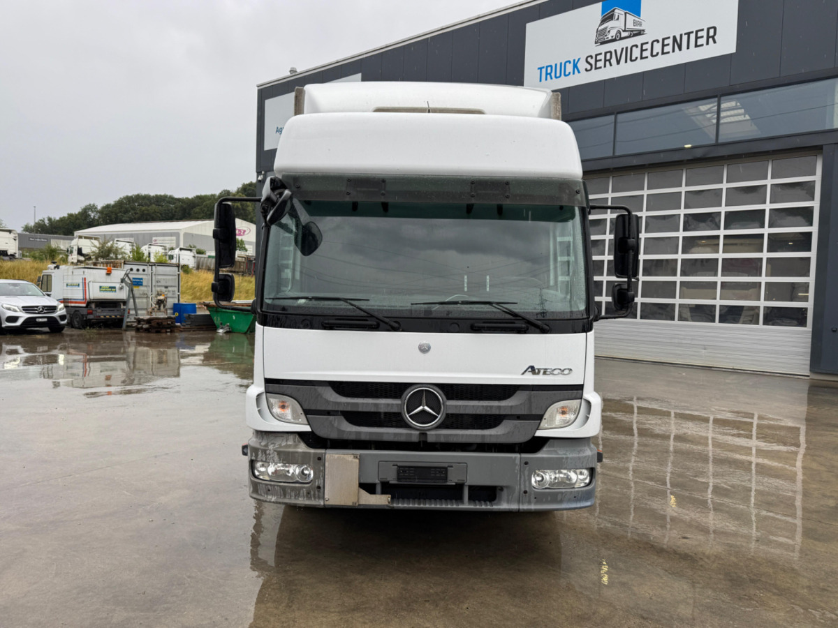 MERCEDES Atego 1529 4x2 - Plachtové nákladné vozidlo: obrázok 2 MERCEDES Atego 1529 4x2 - Plachtové nákladné vozidlo: obrázok 2