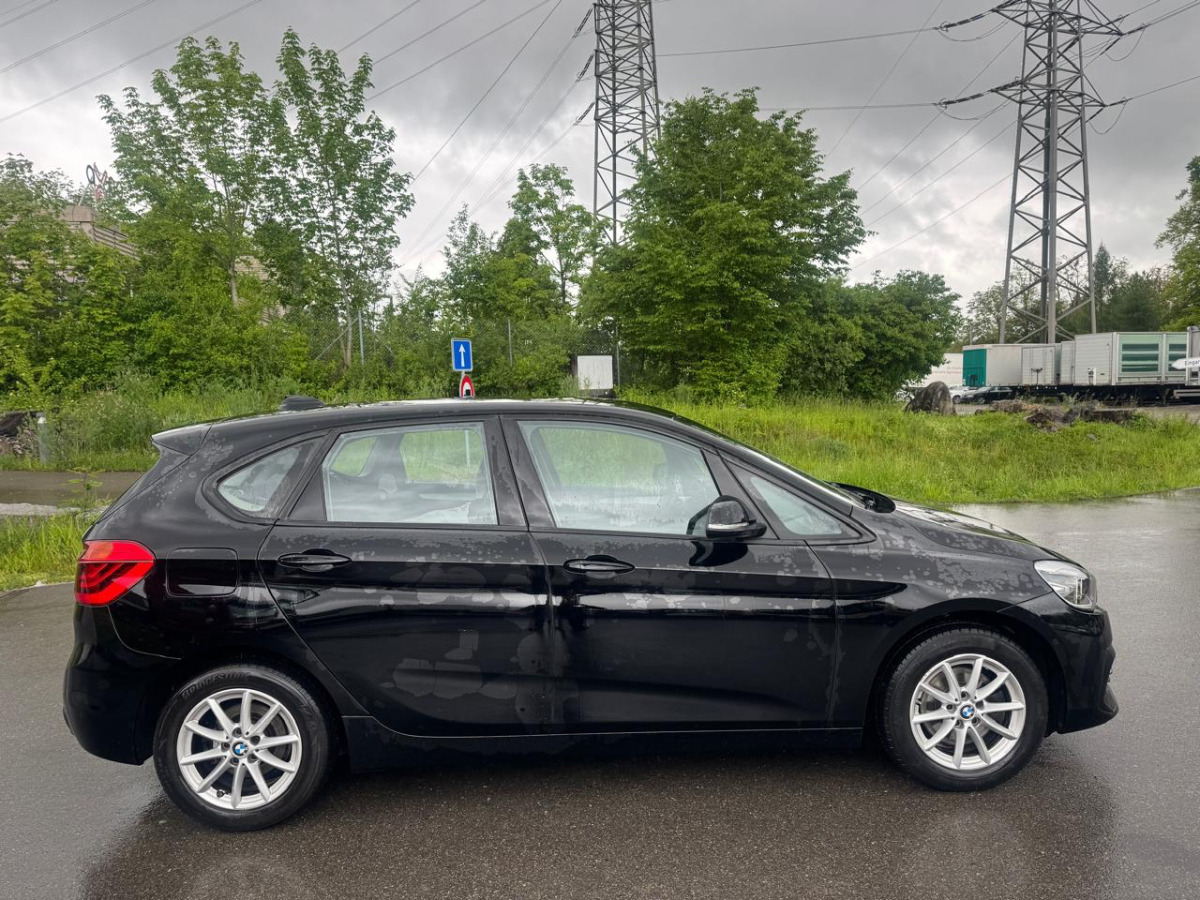 Marke BMW 218d xDrive - Hatchback: obrázok 4 Marke BMW 218d xDrive - Hatchback: obrázok 4