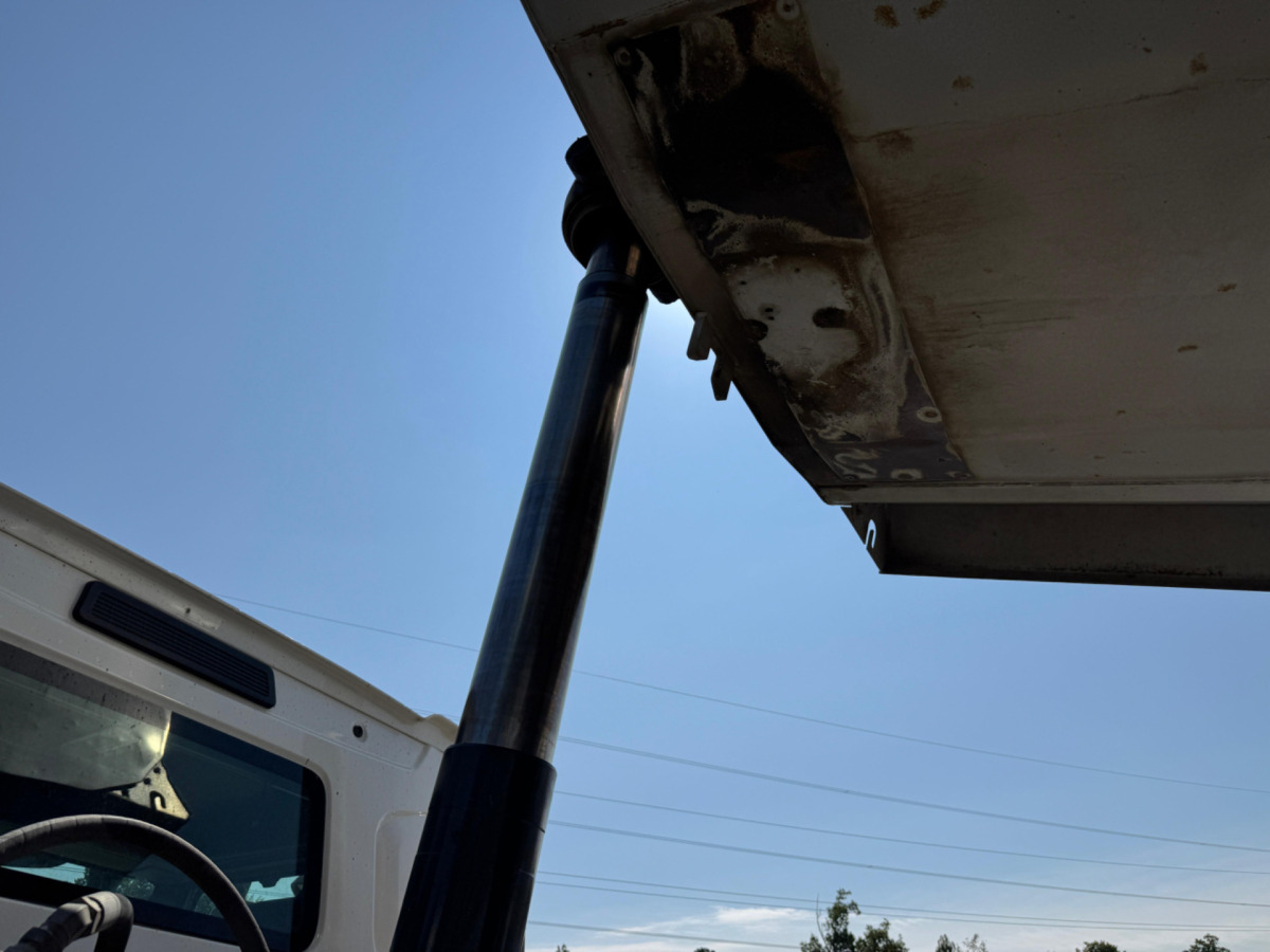 Sklápač RENAULT C520 10x4 Kipper: obrázok 12