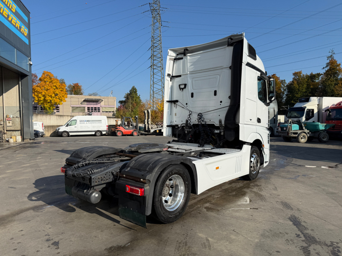 MERCEDES Actros 1846 4x2 Hydraulik - Ťahač: obrázok 5 MERCEDES Actros 1846 4x2 Hydraulik - Ťahač: obrázok 5
