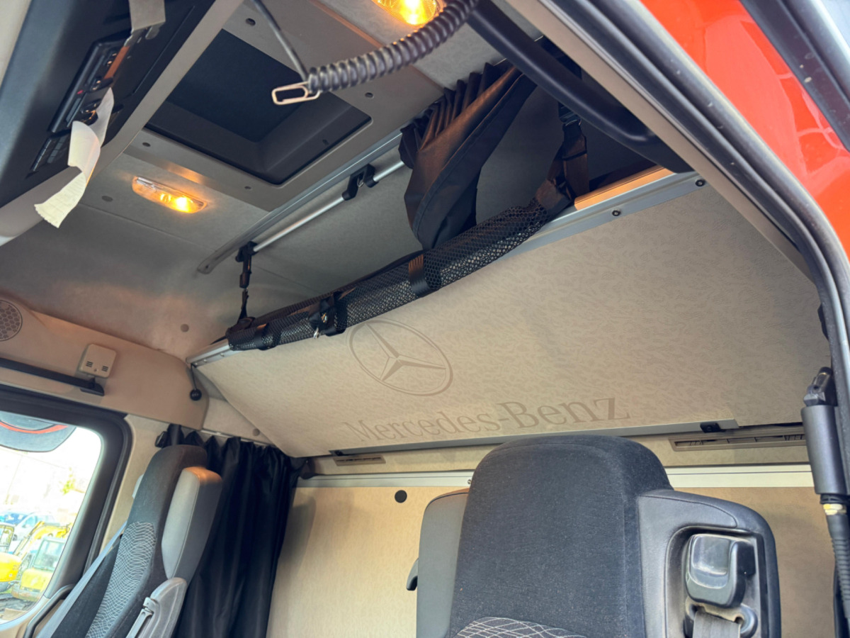 Ťahač MERCEDES Actros 3358 6x4 120T: obrázok 13 Ťahač MERCEDES Actros 3358 6x4 120T: obrázok 13