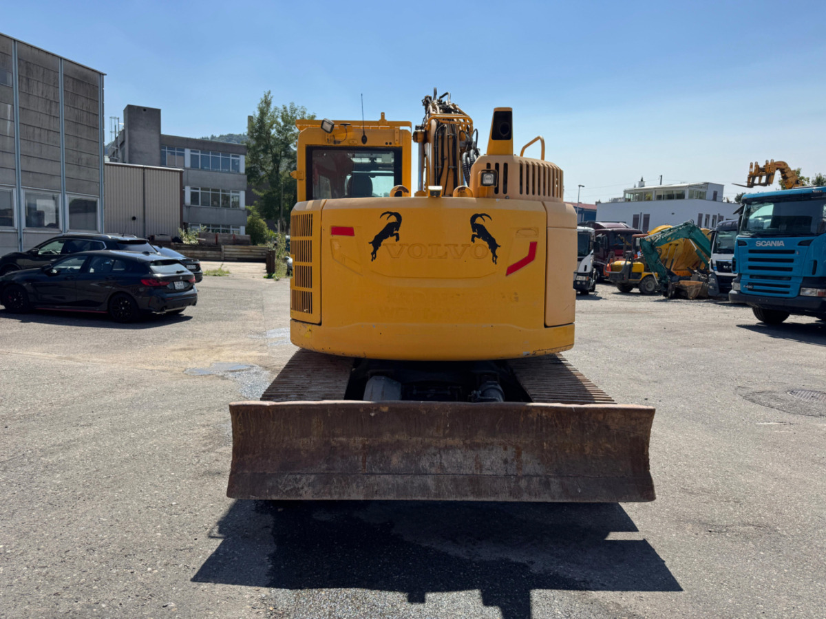 VOLVO ECR145DL Oilquick - Pásové rýpadlo: obrázok 5 VOLVO ECR145DL Oilquick - Pásové rýpadlo: obrázok 5