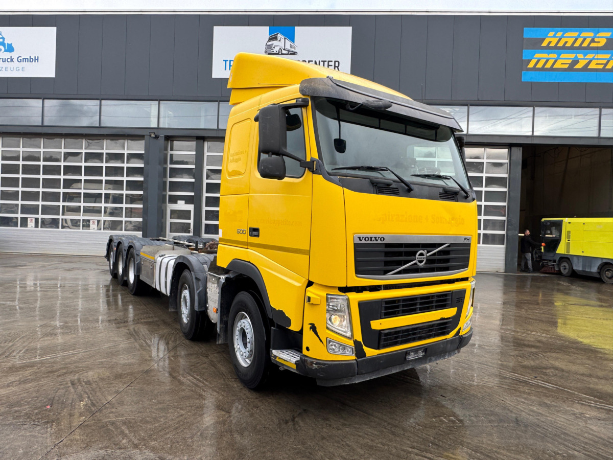 VOLVO FH-500 10x4 - Podvozek s kabinou: obrázok 3 VOLVO FH-500 10x4 - Podvozek s kabinou: obrázok 3