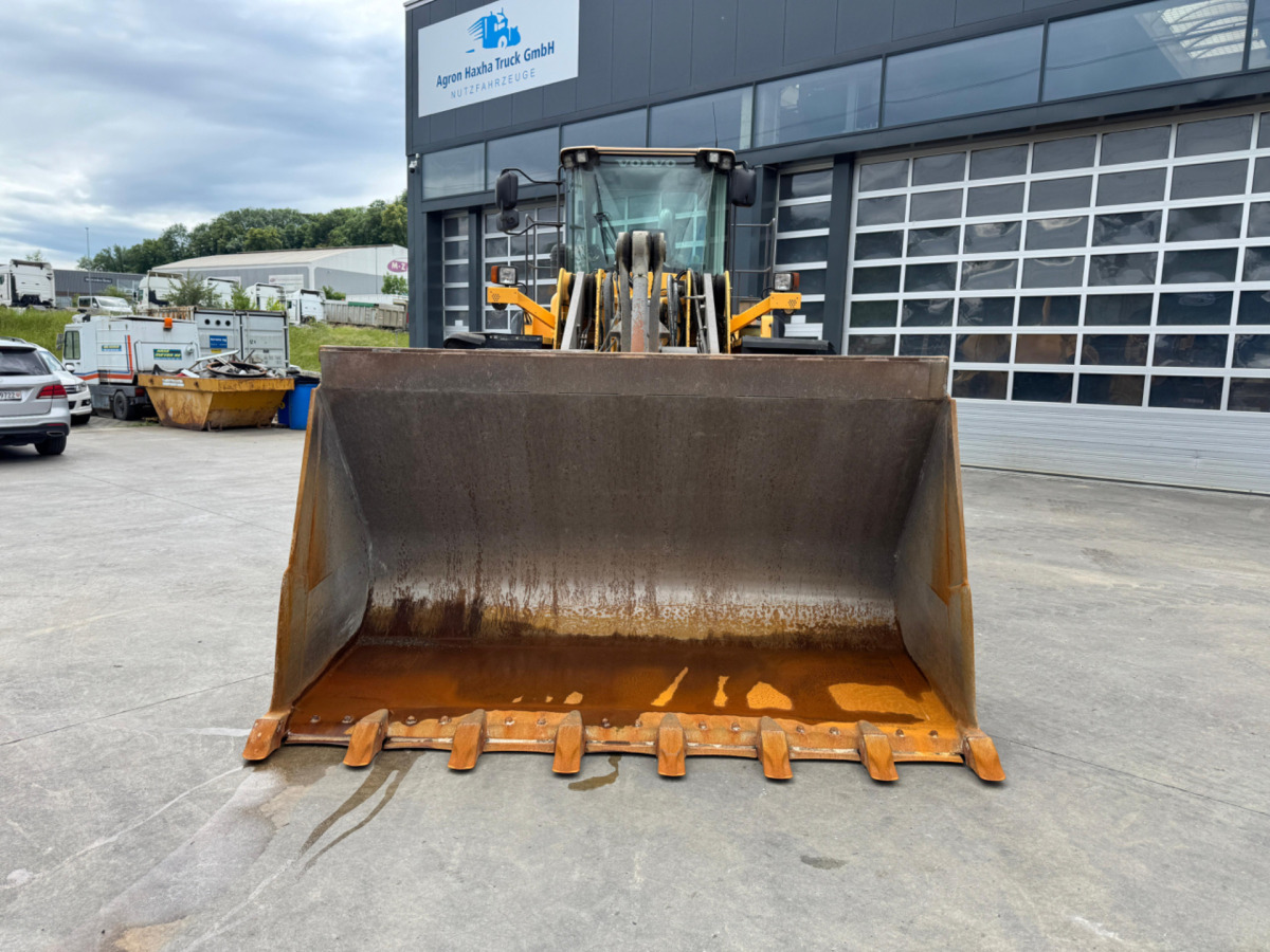 VOLVO L180G - Kolesový nakladač: obrázok 3 VOLVO L180G - Kolesový nakladač: obrázok 3