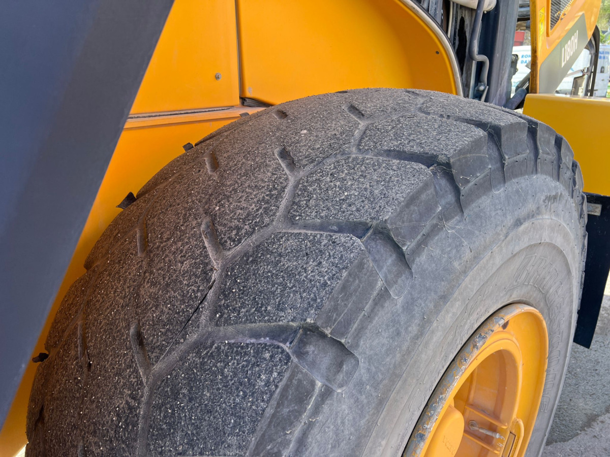 VOLVO L180H - Kolesový nakladač: obrázok 3 VOLVO L180H - Kolesový nakladač: obrázok 3