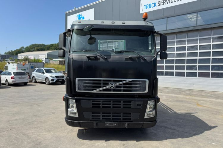 Volvo FH-460 6x2 PK16502-4 - Auto s hydraulickou rukou: obrázok 4 Volvo FH-460 6x2 PK16502-4 - Auto s hydraulickou rukou: obrázok 4