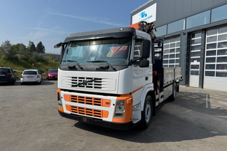 Volvo FM-300 4x2 Palfinger 16502-5 - Auto s hydraulickou rukou: obrázok 2 Volvo FM-300 4x2 Palfinger 16502-5 - Auto s hydraulickou rukou: obrázok 2