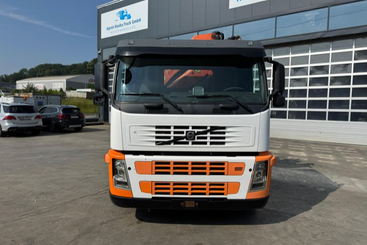 Volvo FM-300 4x2 Palfinger 16502-5 - Auto s hydraulickou rukou: obrázok 3 Volvo FM-300 4x2 Palfinger 16502-5 - Auto s hydraulickou rukou: obrázok 3