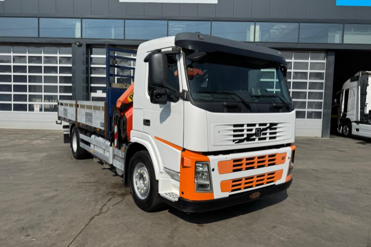 Volvo FM-300 4x2 Palfinger 16502-5 - Auto s hydraulickou rukou: obrázok 4 Volvo FM-300 4x2 Palfinger 16502-5 - Auto s hydraulickou rukou: obrázok 4