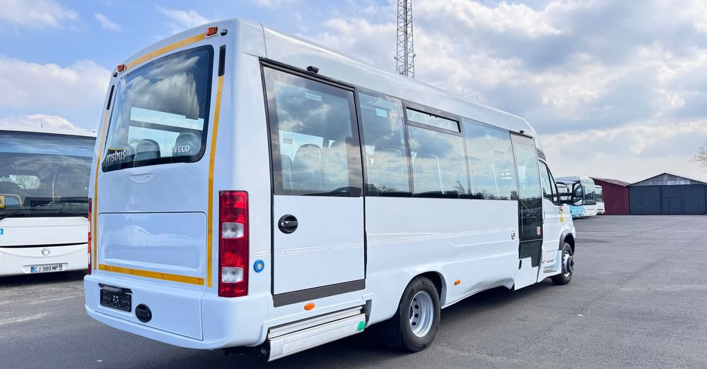 Irisbus Iveco / DURISOTTI / -28miejsc /euro5/ mała klima / winda / 114000 zł netto - Minibus, Mikrobus: obrázok 4 Irisbus Iveco / DURISOTTI / -28miejsc /euro5/ mała klima / winda / 114000 zł netto - Minibus, Mikrobus: obrázok 4