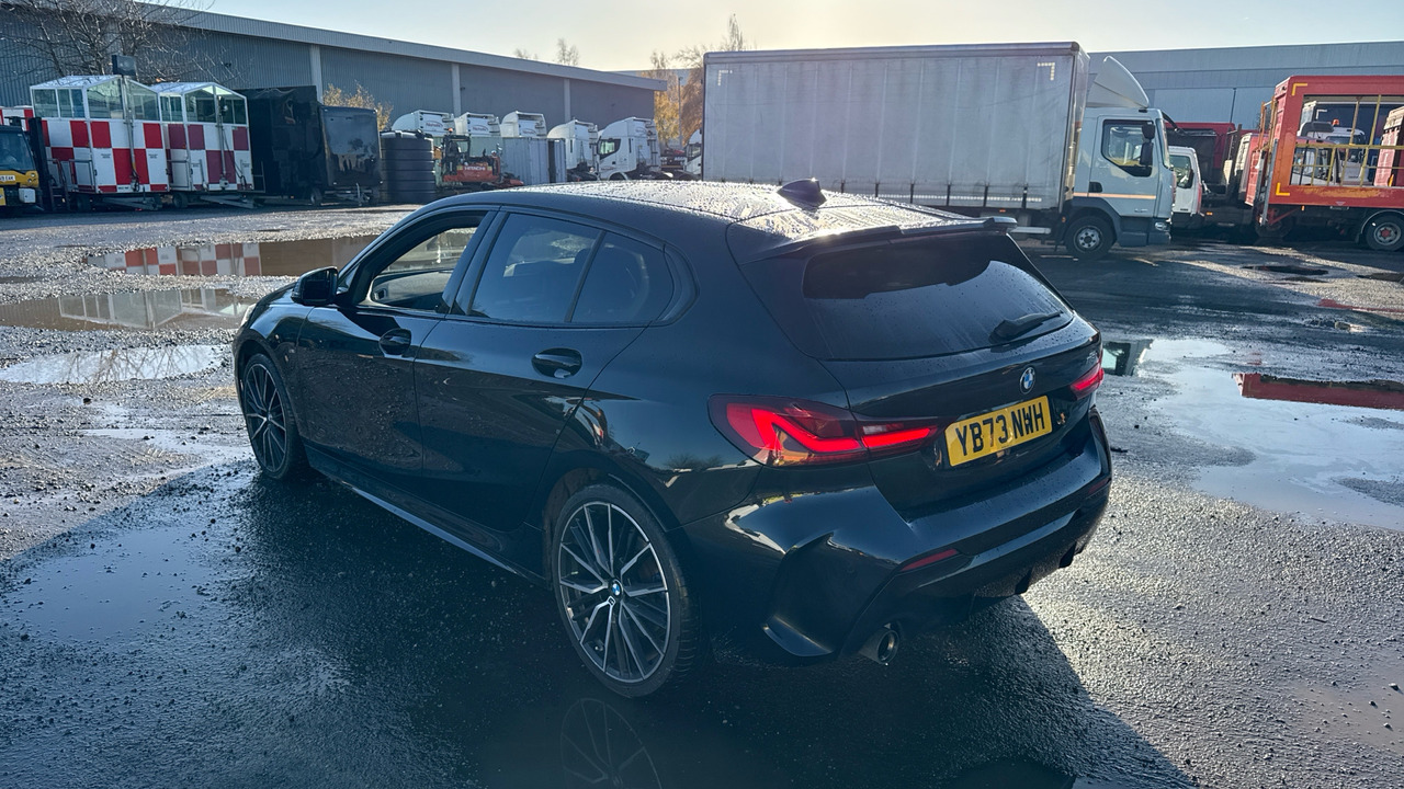 BMW 1 Series 118i M Sport - Hatchback: obrázok 3 BMW 1 Series 118i M Sport - Hatchback: obrázok 3