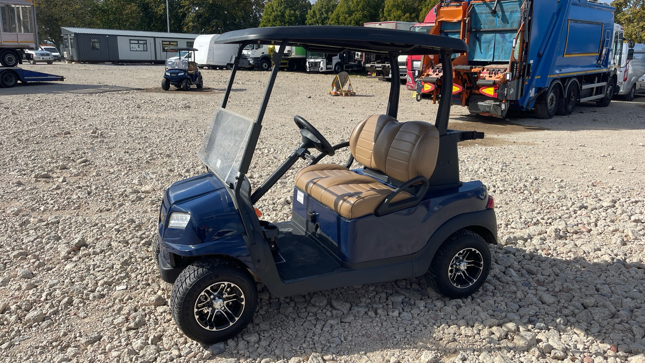 BRADSHAW CLUB CAR - Golfový vozík: obrázok 2 BRADSHAW CLUB CAR - Golfový vozík: obrázok 2