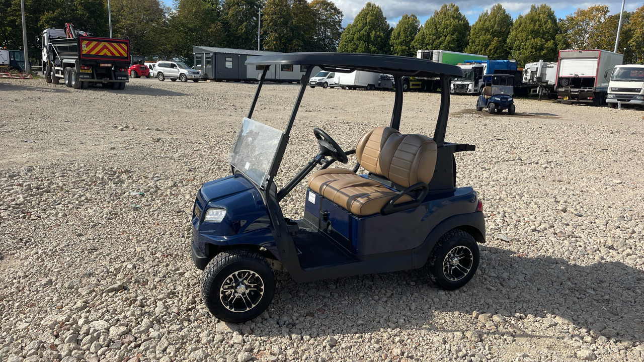 BRADSHAW CLUB CAR - Golfový vozík: obrázok 2 BRADSHAW CLUB CAR - Golfový vozík: obrázok 2