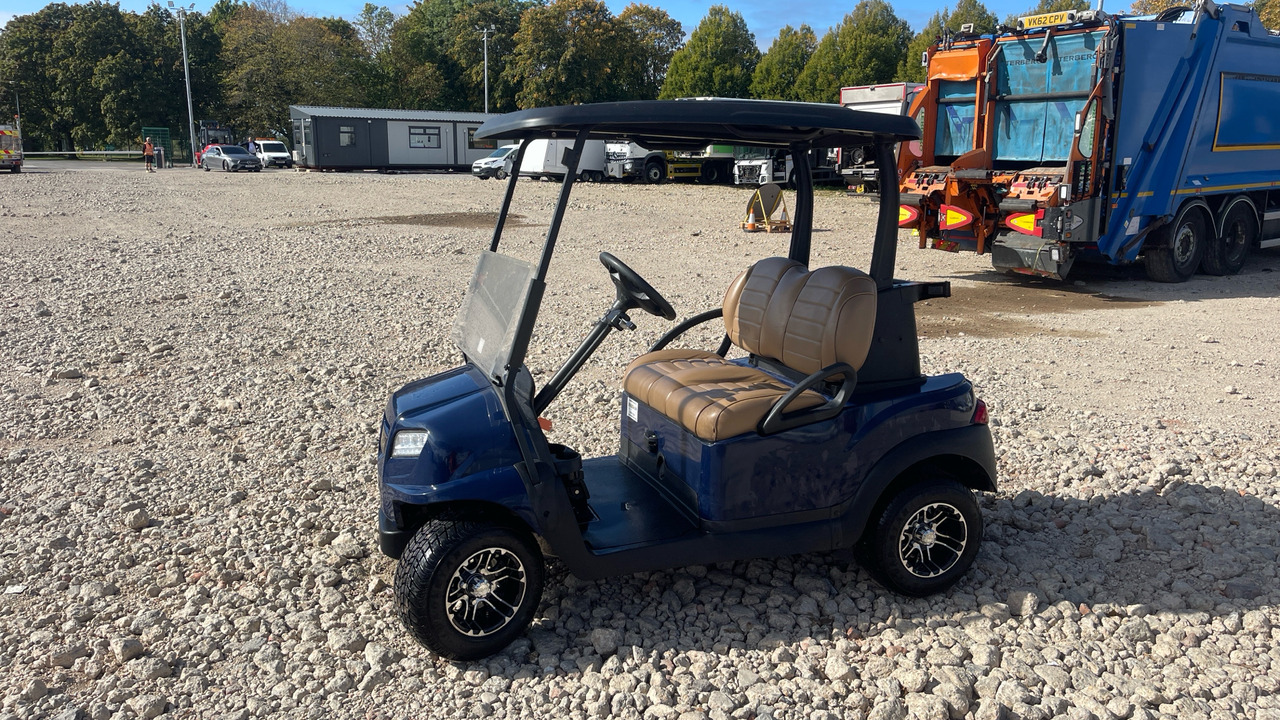 BRADSHAW CLUB CAR - Golfový vozík: obrázok 2 BRADSHAW CLUB CAR - Golfový vozík: obrázok 2