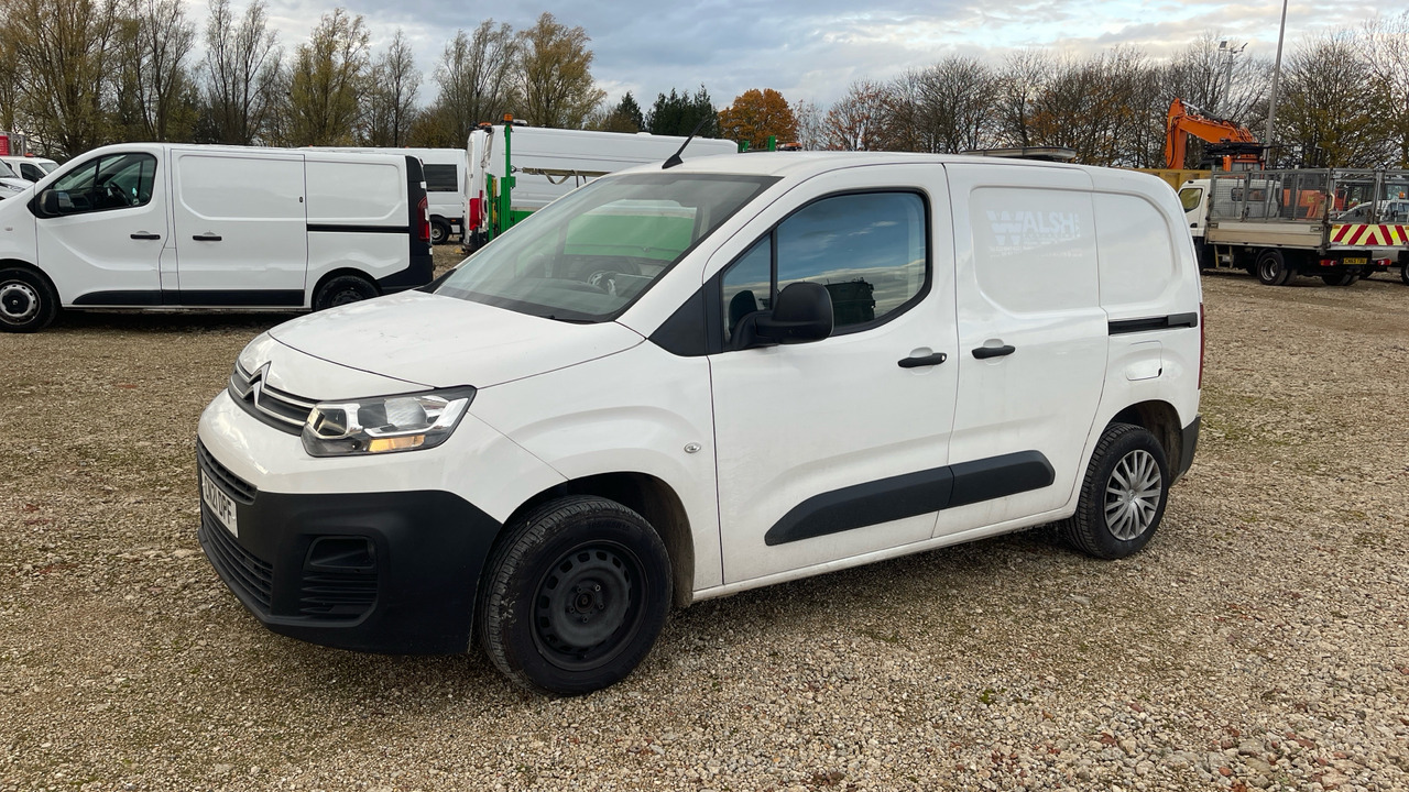 CITROEN BERLINGO ENTERPRISE 650 1.5 BLUEHDI 75PS - Malá dodávka: obrázok 2 CITROEN BERLINGO ENTERPRISE 650 1.5 BLUEHDI 75PS - Malá dodávka: obrázok 2