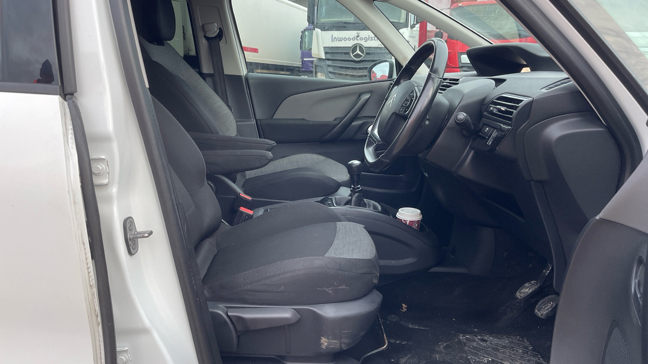 CITROEN GRAND C4 PICASSO 1.6 BLUE HDI 100PS - Automobil: obrázok 5 CITROEN GRAND C4 PICASSO 1.6 BLUE HDI 100PS - Automobil: obrázok 5