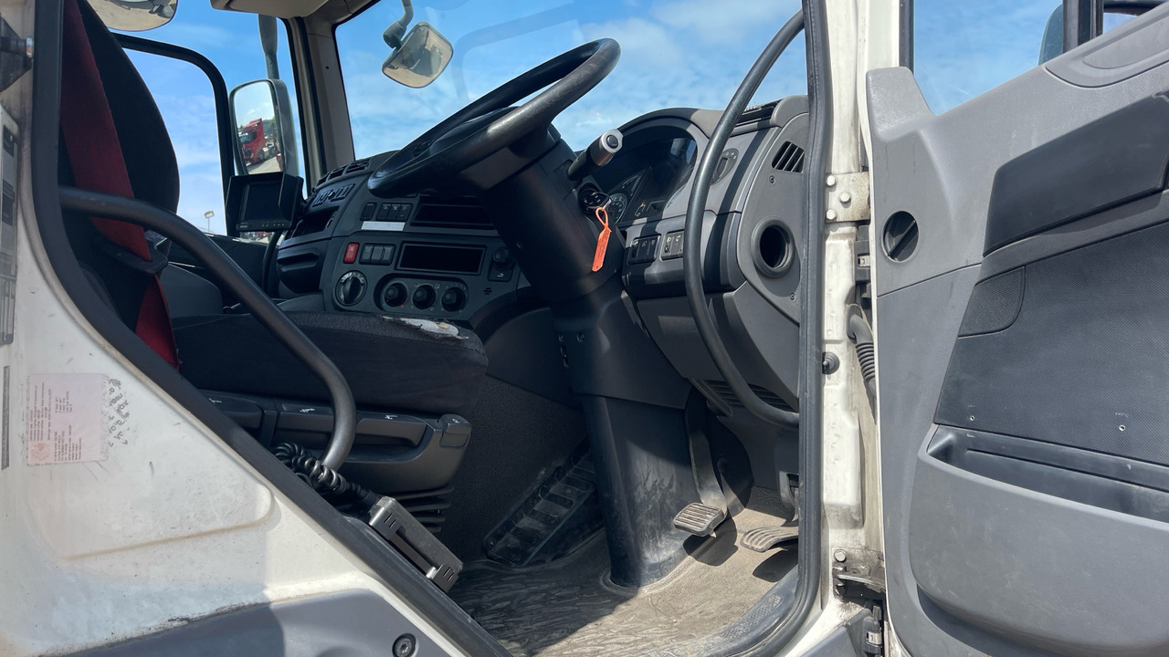 DAF CF 330 - Valníkový/ Plošinový nákladný automobil: obrázok 5 DAF CF 330 - Valníkový/ Plošinový nákladný automobil: obrázok 5