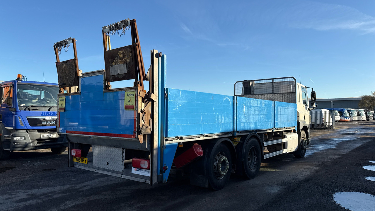 DAF CF 330 - Valníkový/ Plošinový nákladný automobil: obrázok 4 DAF CF 330 - Valníkový/ Plošinový nákladný automobil: obrázok 4