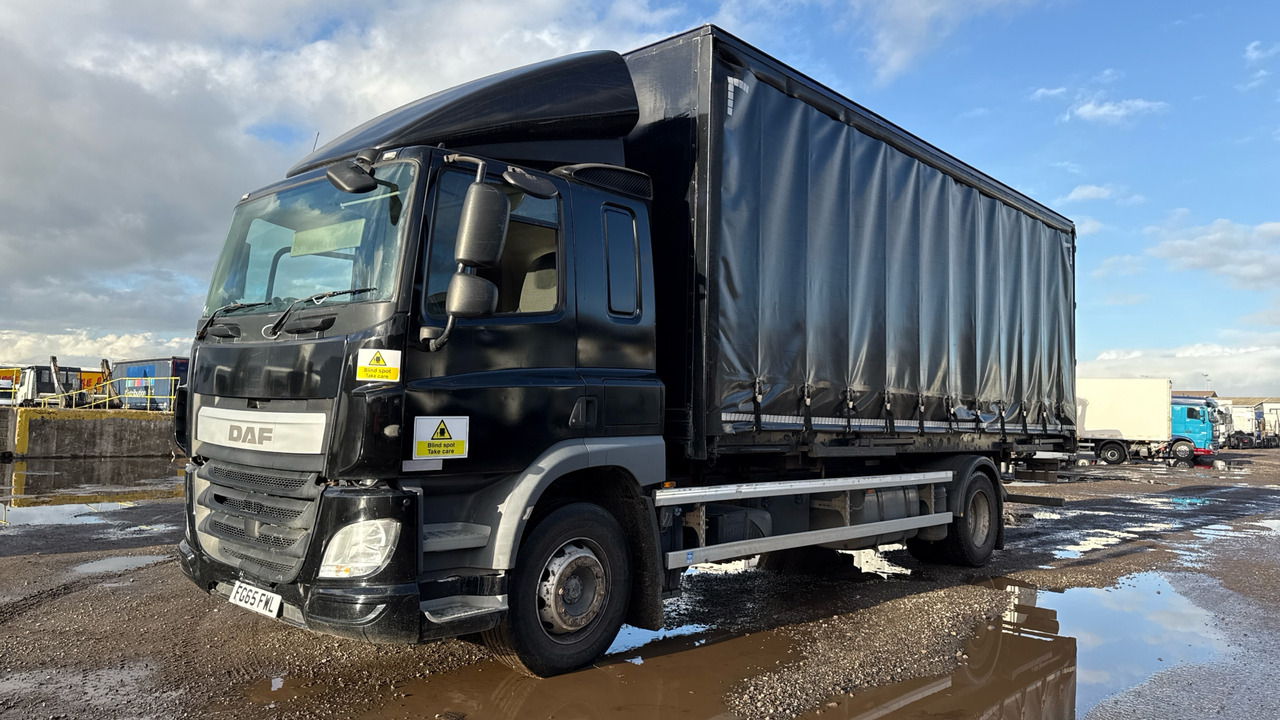 DAF CF 370 - Plachtové nákladné vozidlo: obrázok 2 DAF CF 370 - Plachtové nákladné vozidlo: obrázok 2