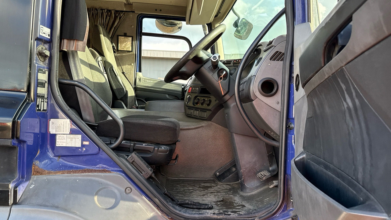 DAF CF 370 - Plachtové nákladné vozidlo: obrázok 5 DAF CF 370 - Plachtové nákladné vozidlo: obrázok 5