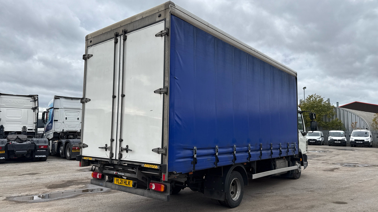 DAF LF 180 - Plachtové nákladné vozidlo: obrázok 4 DAF LF 180 - Plachtové nákladné vozidlo: obrázok 4