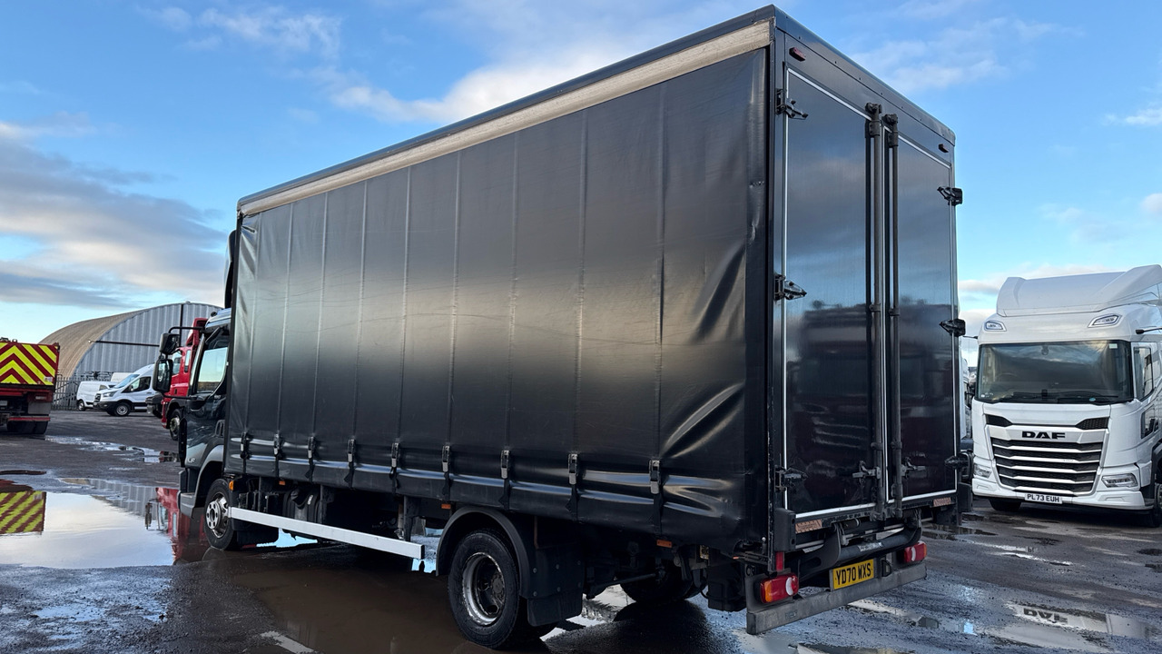 DAF LF 180 - Plachtové nákladné vozidlo: obrázok 3 DAF LF 180 - Plachtové nákladné vozidlo: obrázok 3