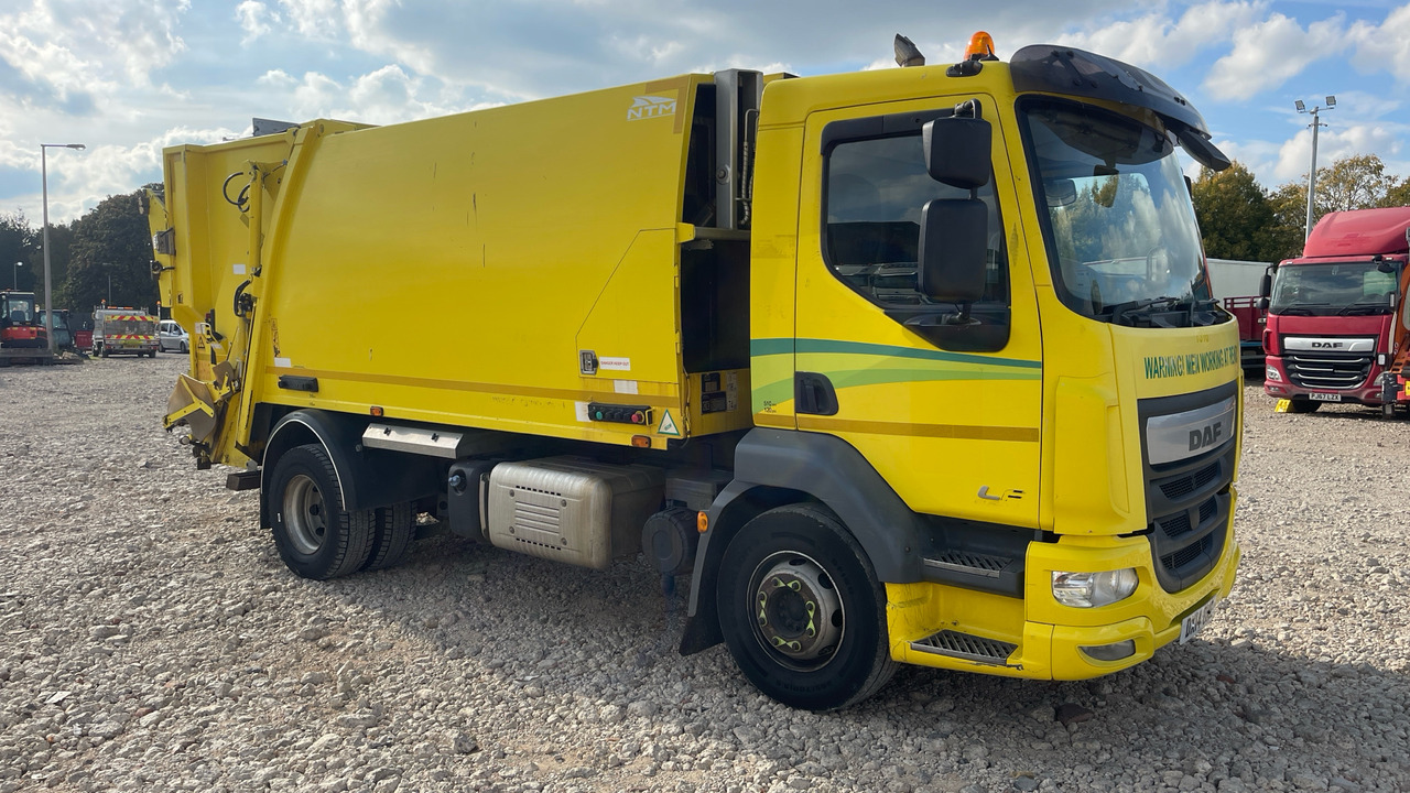 DAF LF 220 - Auto na odvoz odpadu: obrázok 1 DAF LF 220 - Auto na odvoz odpadu: obrázok 1