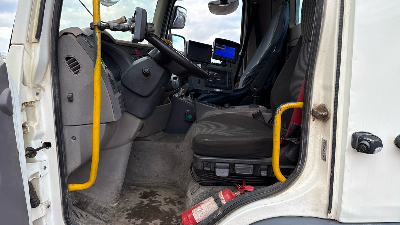 DAF LF 220 - Zametacie vozidlo: obrázok 5 DAF LF 220 - Zametacie vozidlo: obrázok 5