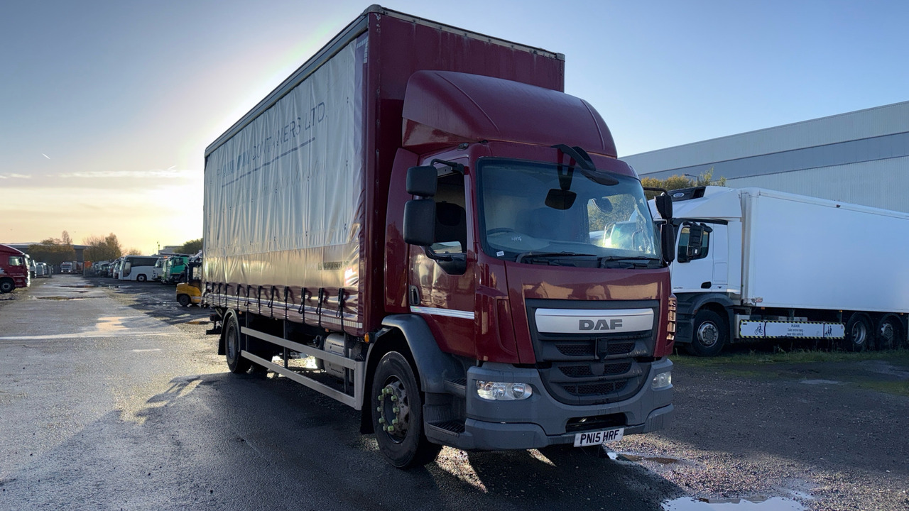 DAF LF 250 - Plachtové nákladné vozidlo: obrázok 1 DAF LF 250 - Plachtové nákladné vozidlo: obrázok 1