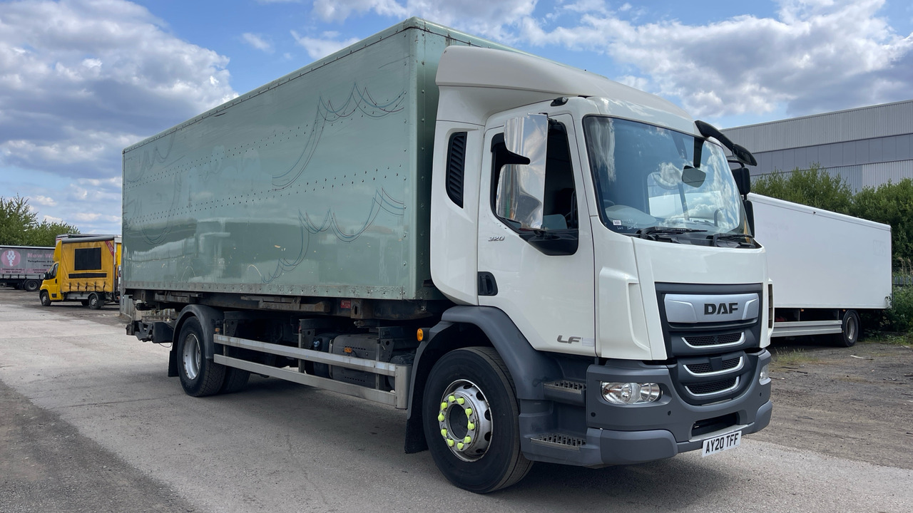 DAF LF 320 - Skříňový nákladní auto: obrázok 1 DAF LF 320 - Skříňový nákladní auto: obrázok 1