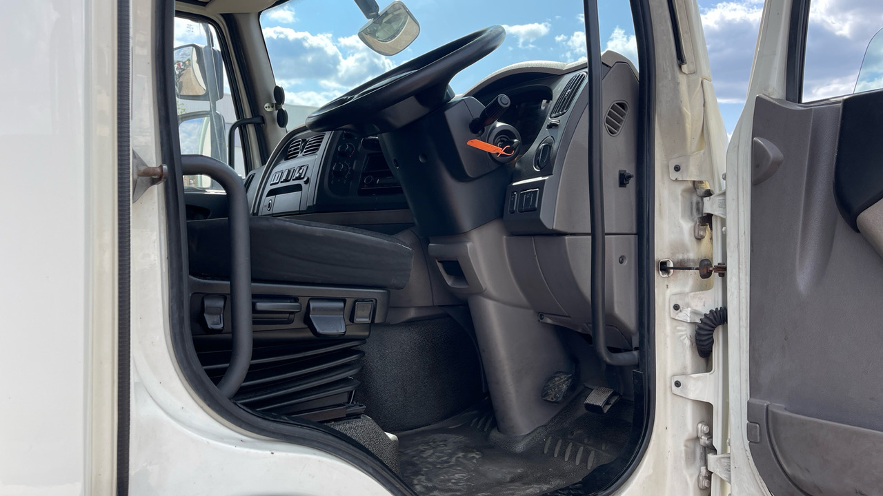 DAF LF 320 - Skříňový nákladní auto: obrázok 5 DAF LF 320 - Skříňový nákladní auto: obrázok 5