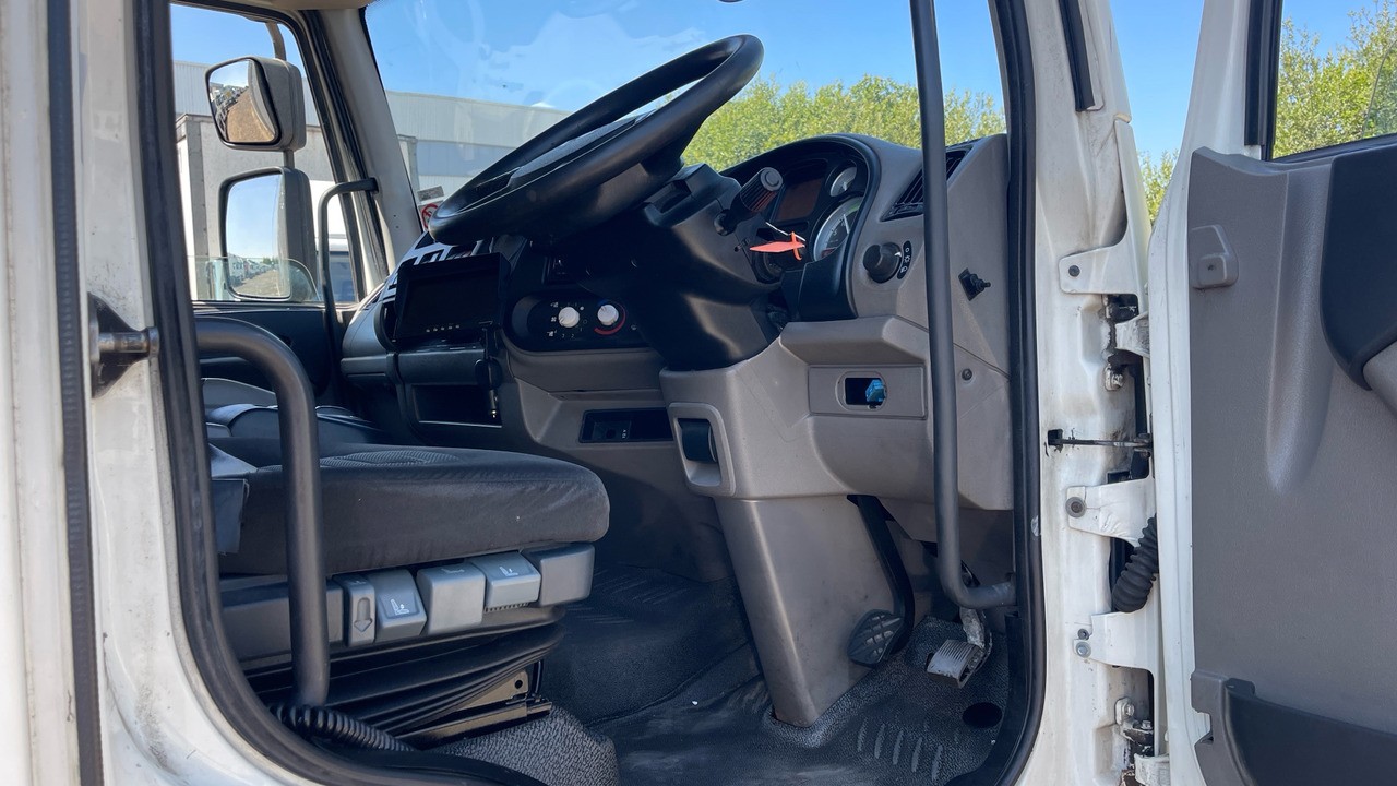 DAF LF 55.180 - Skříňový nákladní auto: obrázok 5 DAF LF 55.180 - Skříňový nákladní auto: obrázok 5