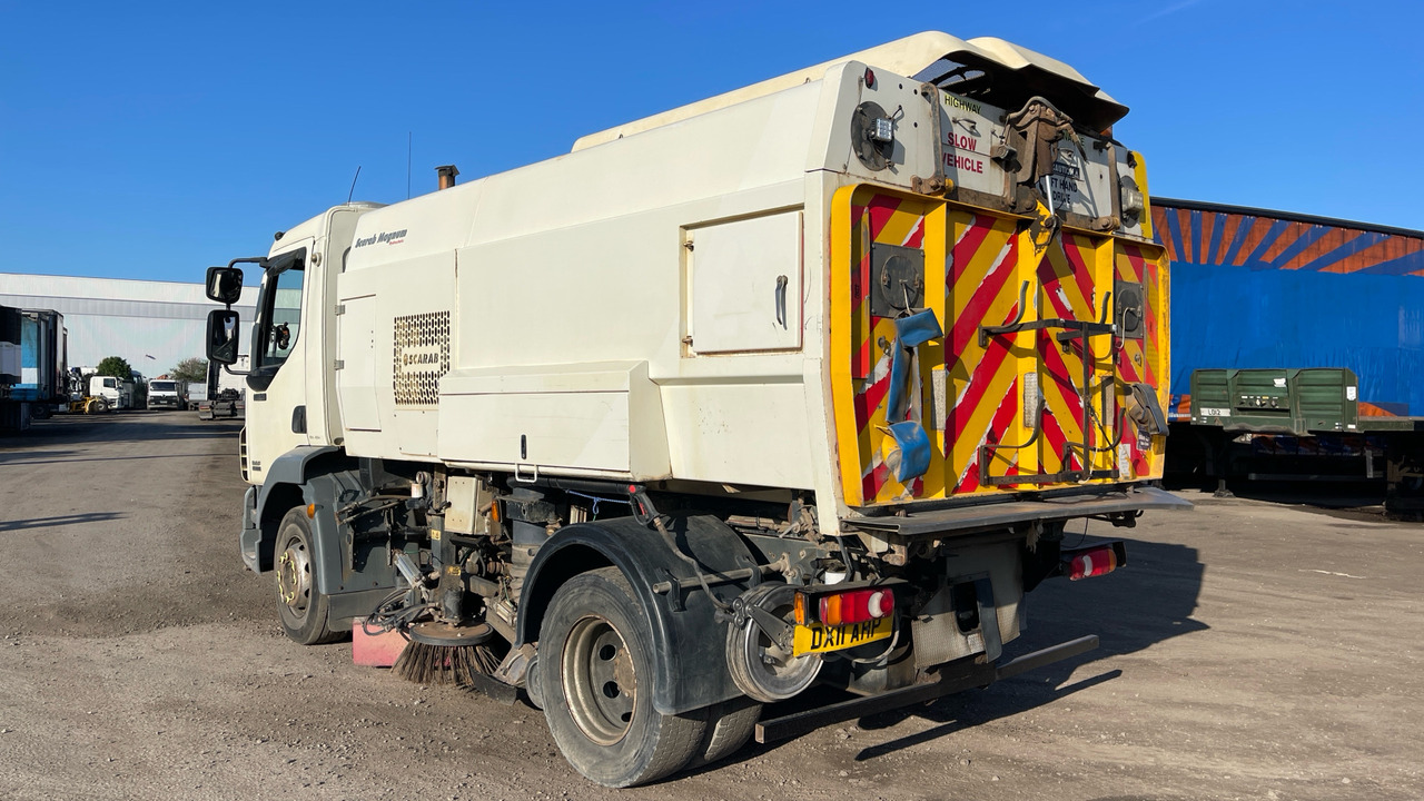 DAF LF 55.220 - Zametacie vozidlo: obrázok 3 DAF LF 55.220 - Zametacie vozidlo: obrázok 3