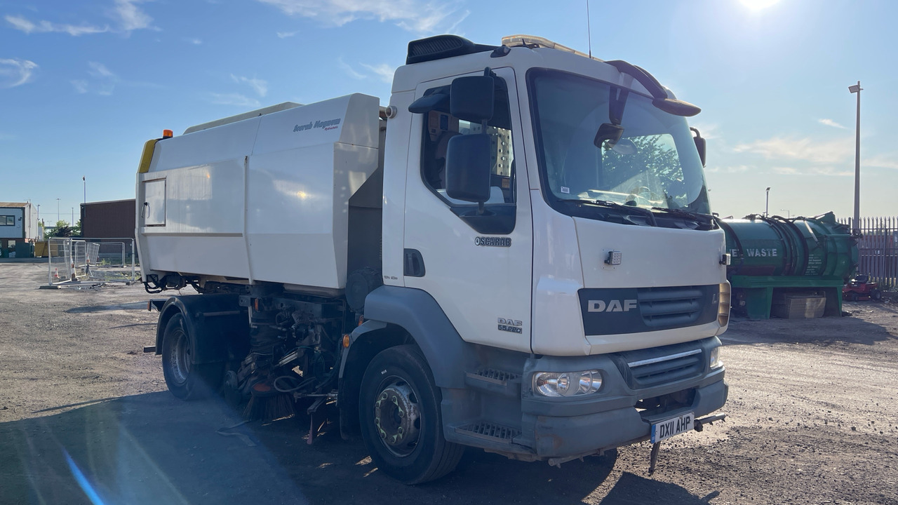 DAF LF 55.220 - Zametacie vozidlo: obrázok 1 DAF LF 55.220 - Zametacie vozidlo: obrázok 1