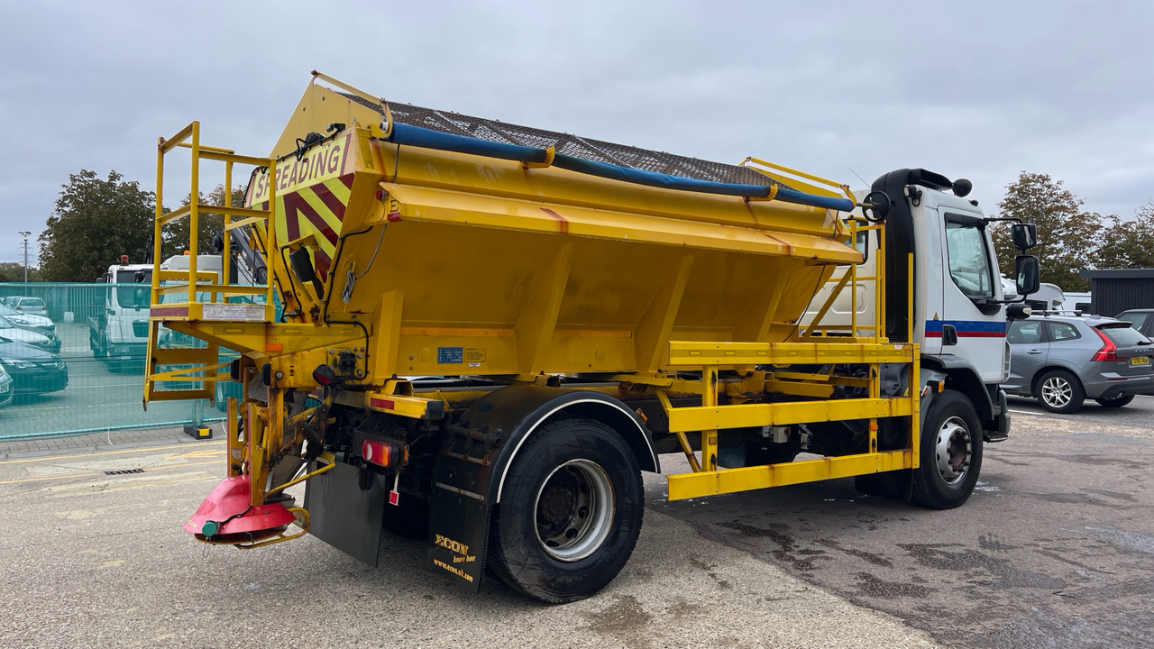 DAF LF 55.220 - Vozidlo na odpratávanie snehu: obrázok 4 DAF LF 55.220 - Vozidlo na odpratávanie snehu: obrázok 4
