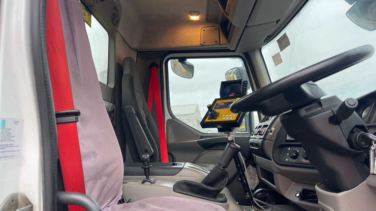 DAF LF 55.220 - Vozidlo na odpratávanie snehu: obrázok 5 DAF LF 55.220 - Vozidlo na odpratávanie snehu: obrázok 5